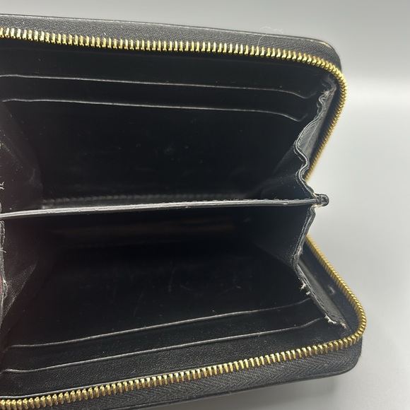 CELINE ZIP-AROUND CARD WALLET - Picture 8 of 10